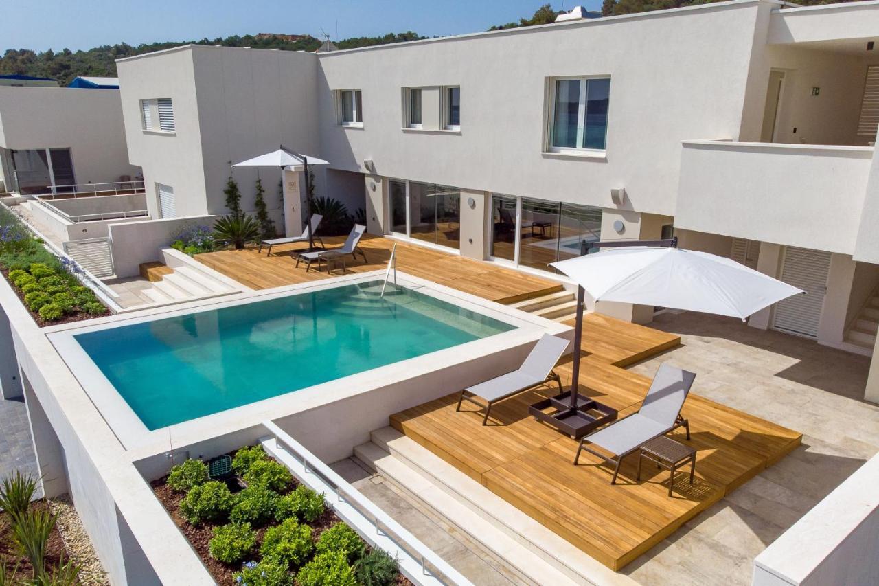 Maiora Luxury Island Suites Sali Esterno foto