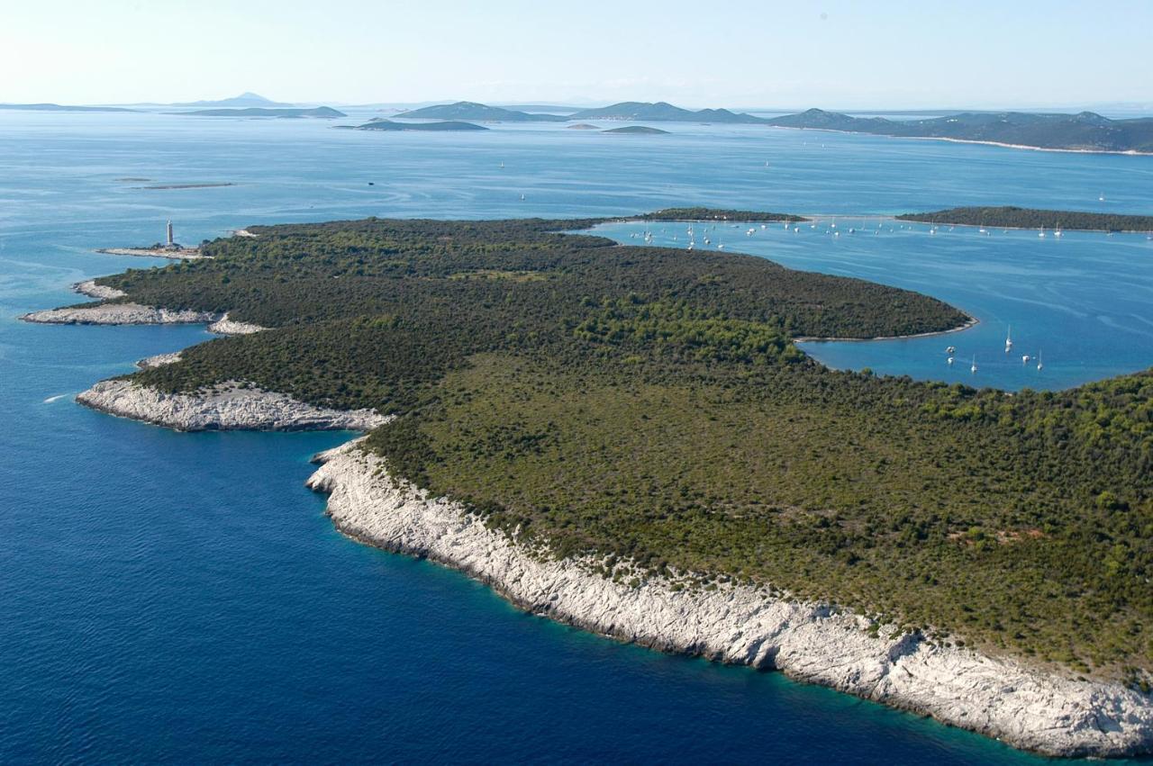 Maiora Luxury Island Suites Sali Esterno foto